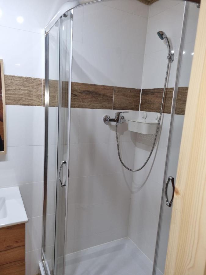 Domki Pod Debami Pobierowo Exterior foto